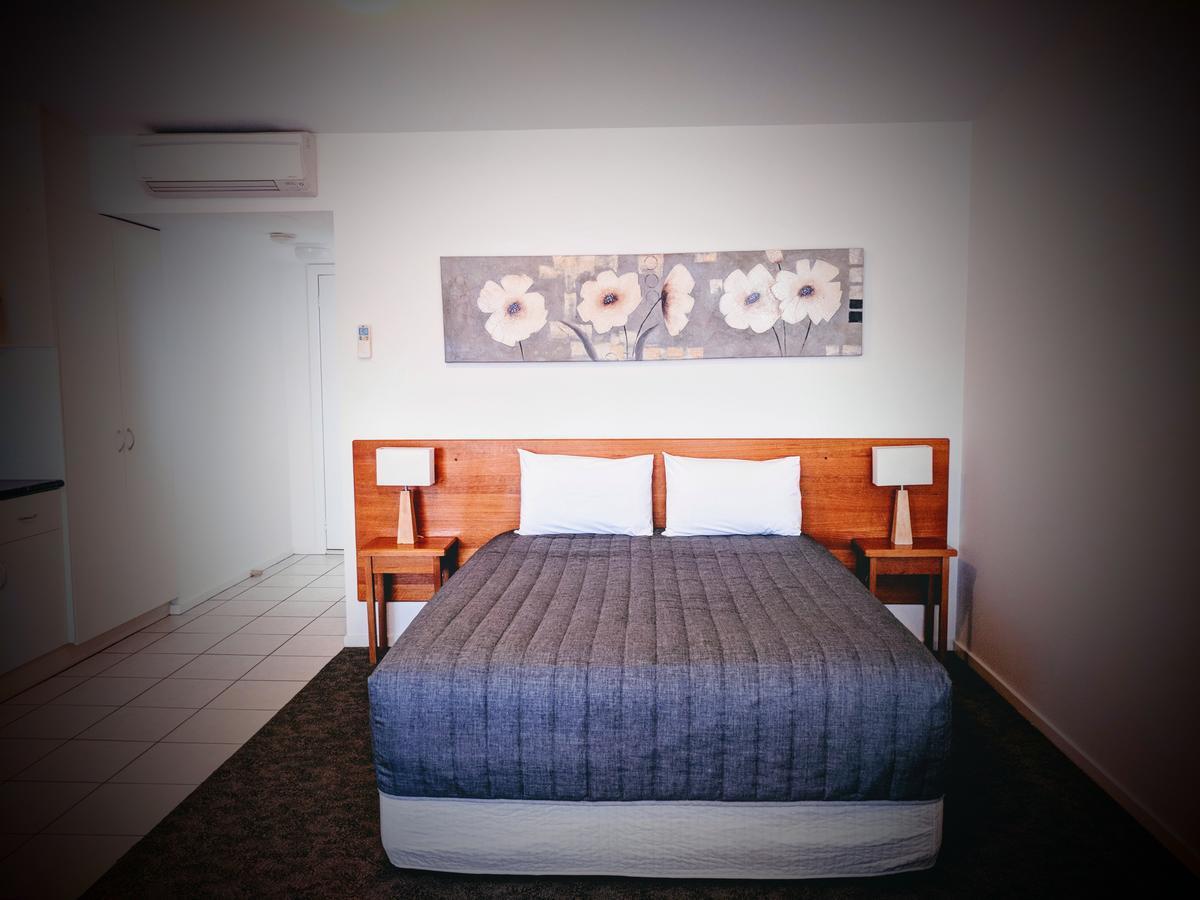 Metung Waters Motel And Apartments Екстериор снимка