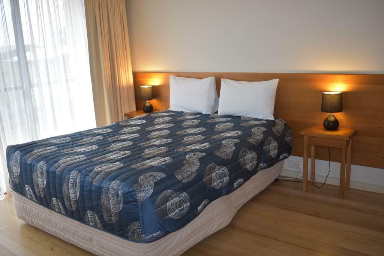 Metung Waters Motel And Apartments Екстериор снимка