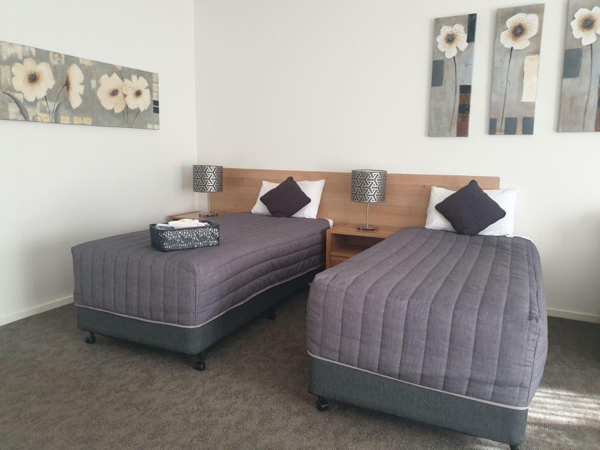 Metung Waters Motel And Apartments Екстериор снимка