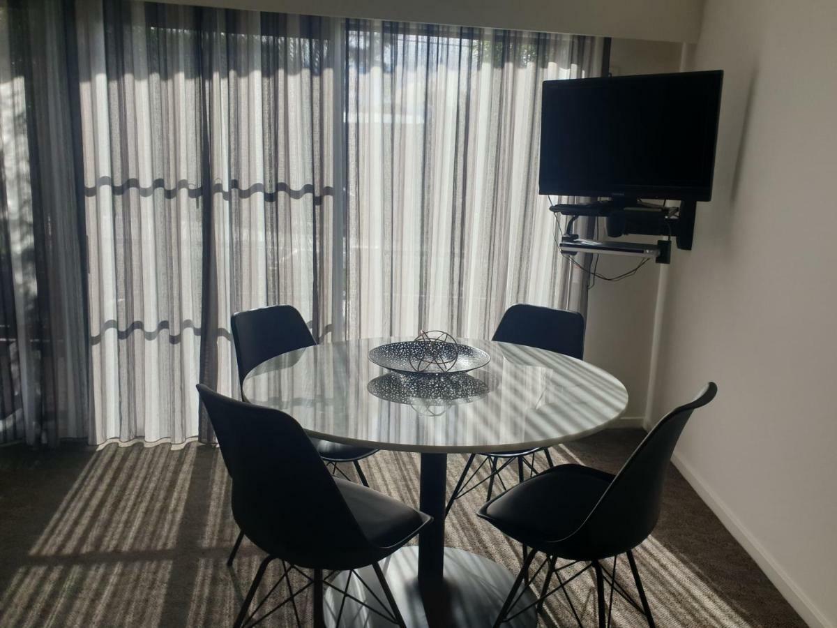 Metung Waters Motel And Apartments Екстериор снимка
