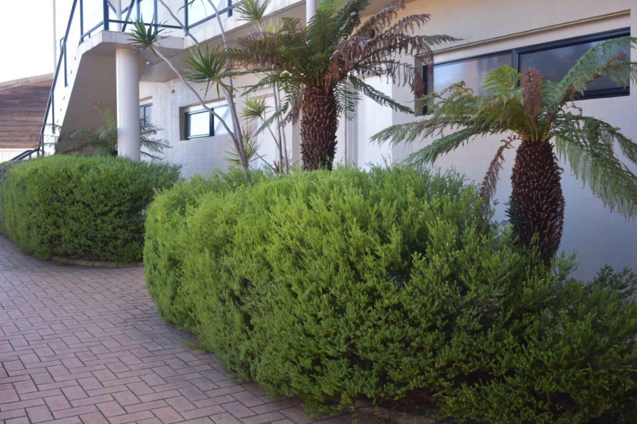Metung Waters Motel And Apartments Екстериор снимка